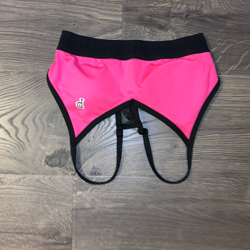 pink sports bra women’s s